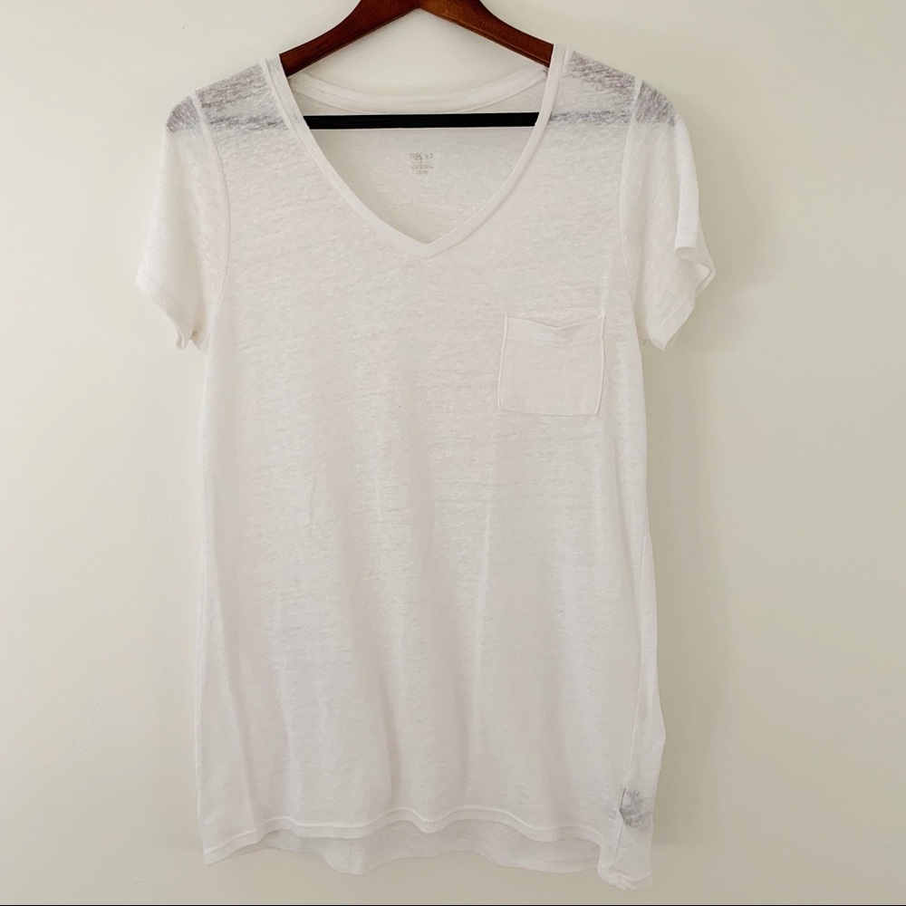 Basic White V-Neck Tee